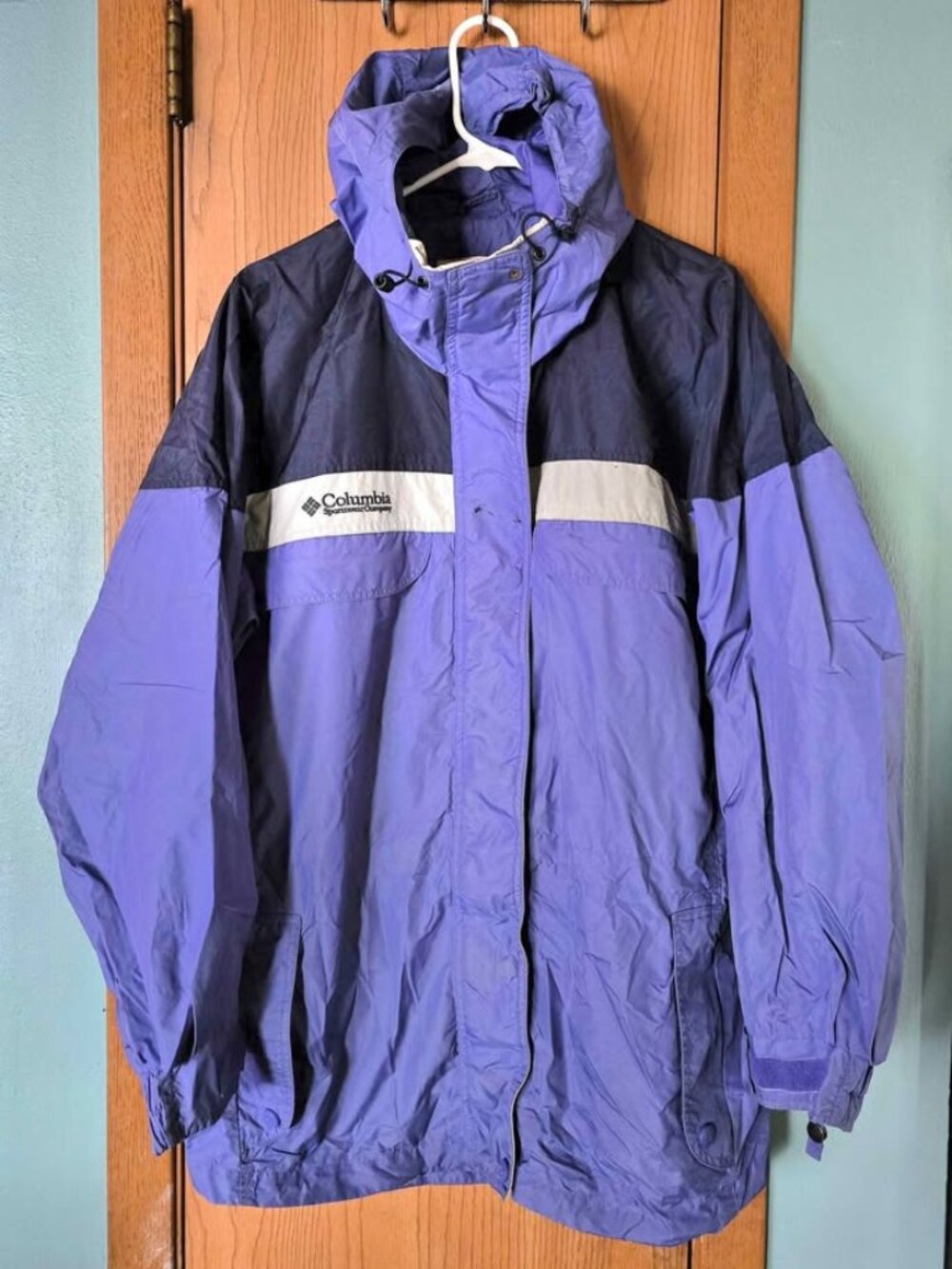 Size L Blue Columbia Jacket
